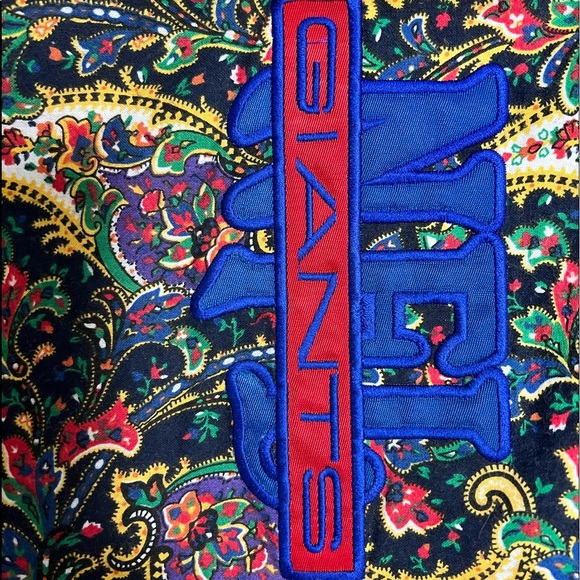 RARE VINTAGE TEAM NFL CLASSIC COLLECTION SHORTS - Picture 2 of 6